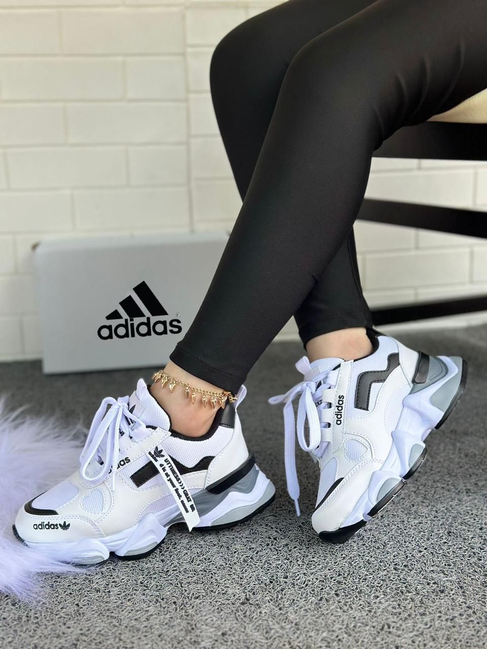 ADIDAS CORAZON DAMA